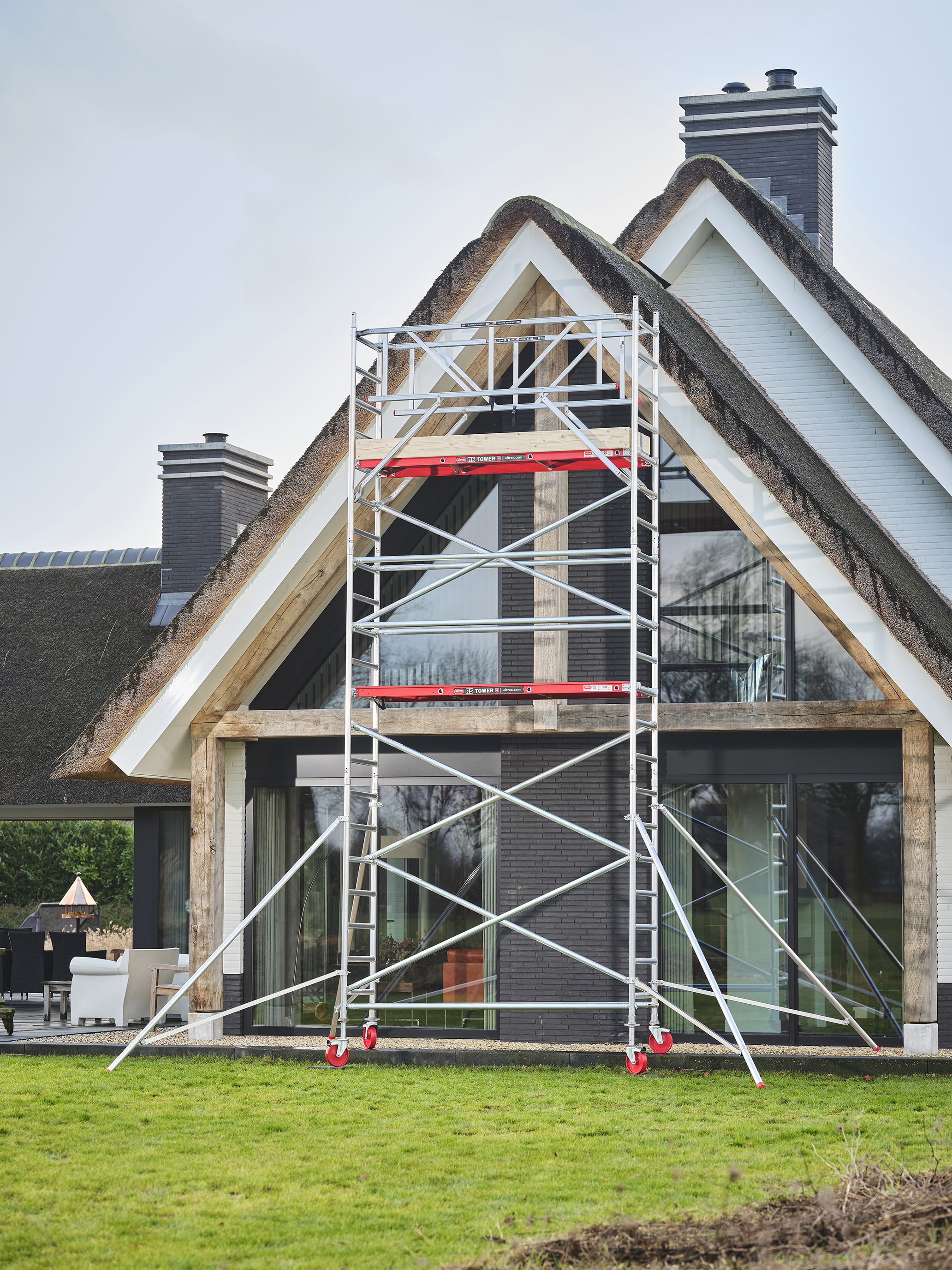 FAHRGERÜST RS Tower 41 schmal - Breit 0,75 m Holz Länge 1,85m Standhöhe 2,20m