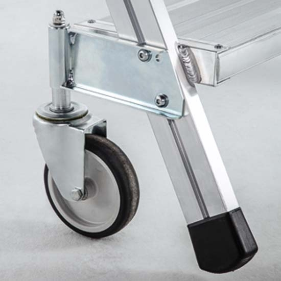 Podesttreppe, fahrbar, beidseitig begehbar mit Leichtmetall-Stufen und Plattform Podesttreppe, fahrbar, beidseitig begehbar mit Leichtmetall-Stufen und Plattform, 2x3 Stufen