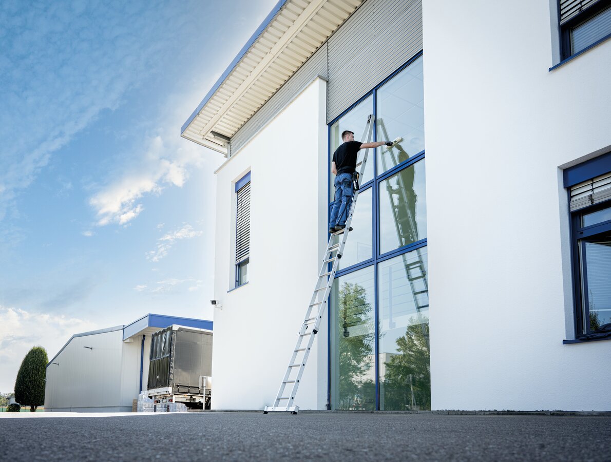 6-stufiges Unterteil für Glasreinigerleiter mit clip-step R13 6-stufiges Unterteil für Glasreinigerleiter mit clip-step R13