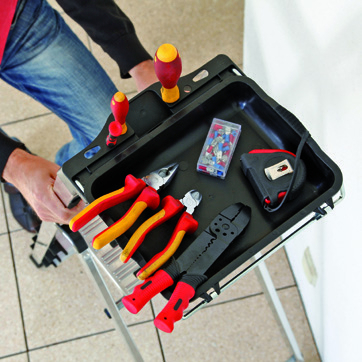 Stufen-StehLeiter MONTO Stufen-StehLeiter Secury mit MultiGrip System, 4 Stufen