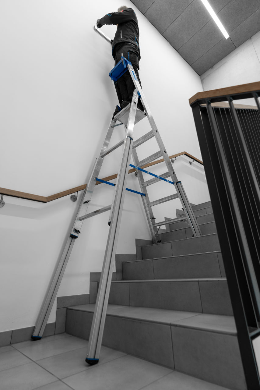 STABILO Teleskop-Stufen-StehLeiter, 4 Stufen STABILO Teleskop-Stufen-StehLeiter, 4 Stufen