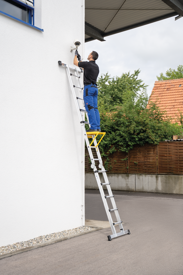 Teleskopleiter 4-teilig mit Traverse, 4 x 3 Sprossen