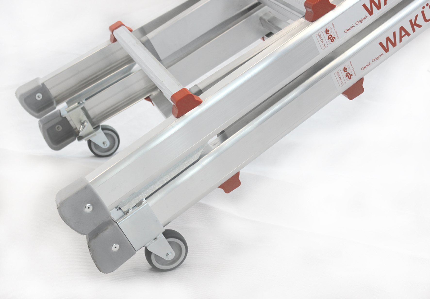 Rollensatz mit Erdspitzen Rollensatz mit Erdspitzen