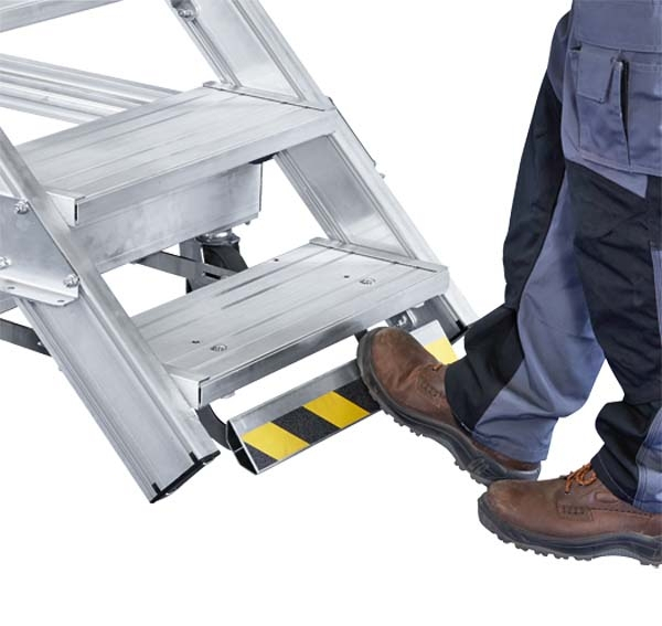 Plattformtreppe fahrbar mit ERGO-Stop, Neigung 45°, Stufenbreite 600 mm, 14 Stufen