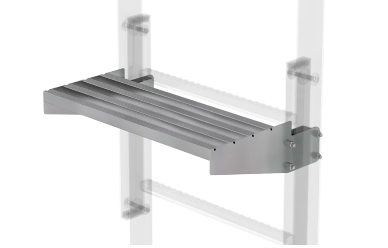 Ausstiegstritt, Stahl verzinkt, Spaltmaß 250 mm