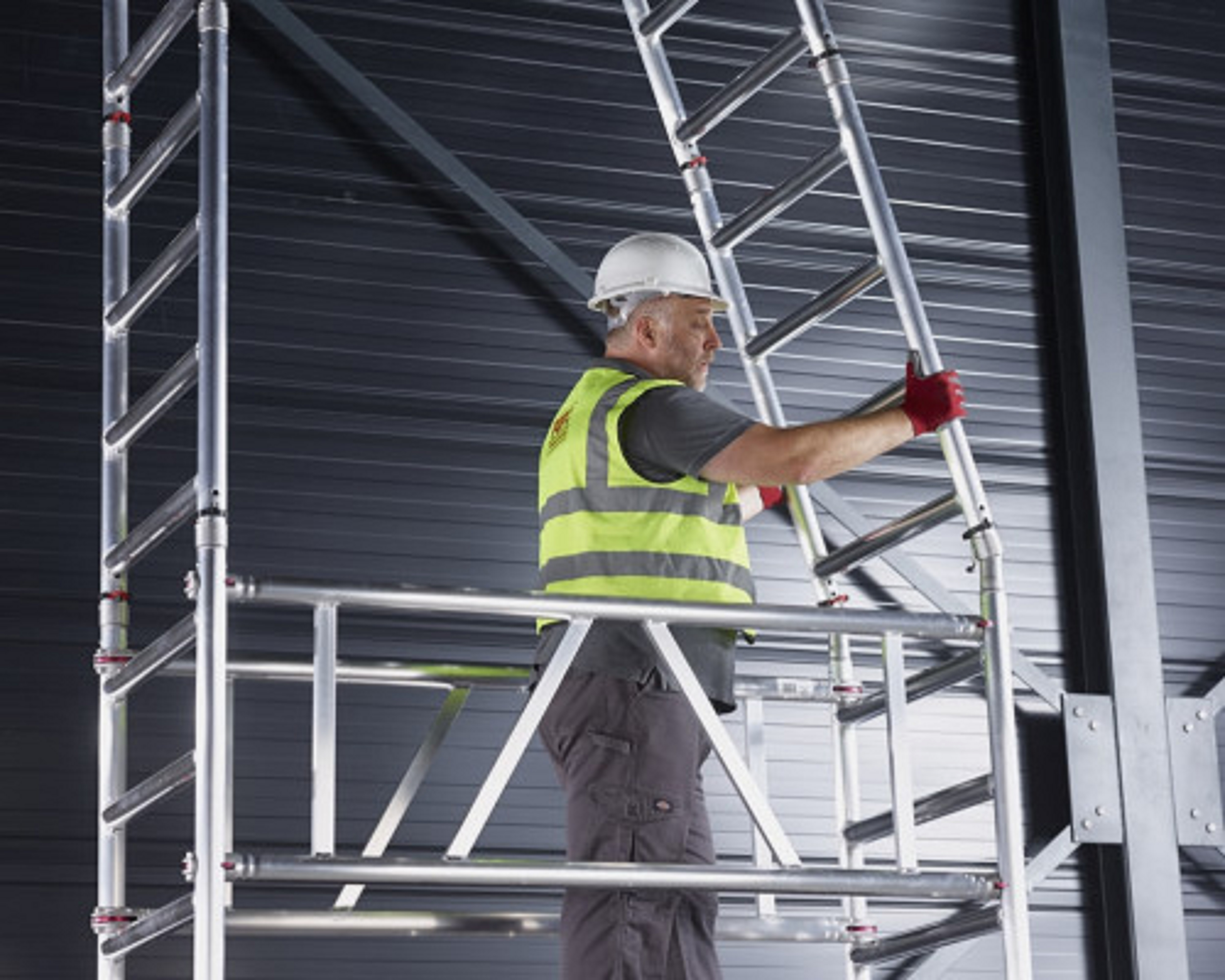 Mitower Plus mit Safe-Quick - Breit 0,75 m Holz Länge 1,65m Mitower Plus mit Safe-Quick - Breit 0,75 m Holz Länge 1,65m Standhöhe 2,20m
