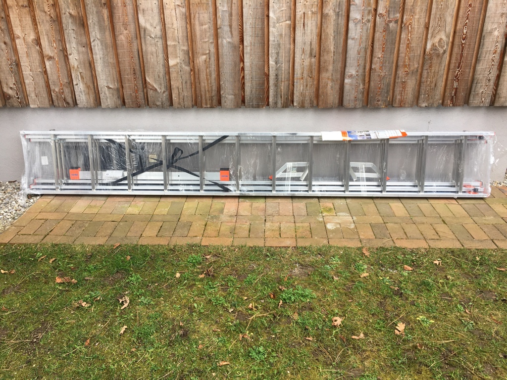Tribilo VielzweckLeiter 3x9 Sprossen + GRATIS Trittablage
