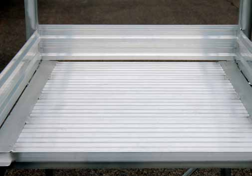 Podest Aluminium-Podesttreppe, einseitig begehbar, fahrbar, 4 Stufen