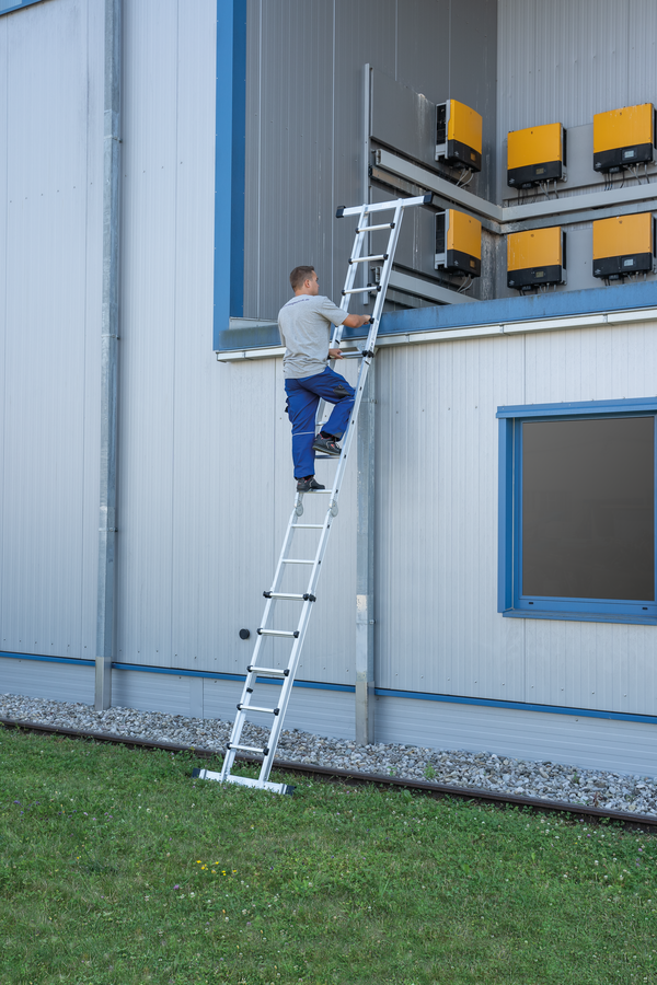 Teleskopleiter 4-teilig mit Traverse, 4 x 3 Sprossen