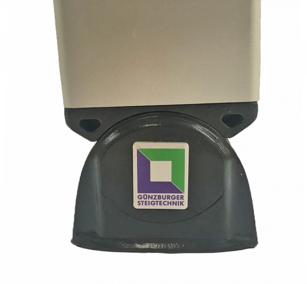Aluminium-Seilzugleiter 3-teilig mit nivello®-Traverse Aluminium-Seilzugleiter 3-teilig mit nivello®-Traverse - 3x14 Sprossen