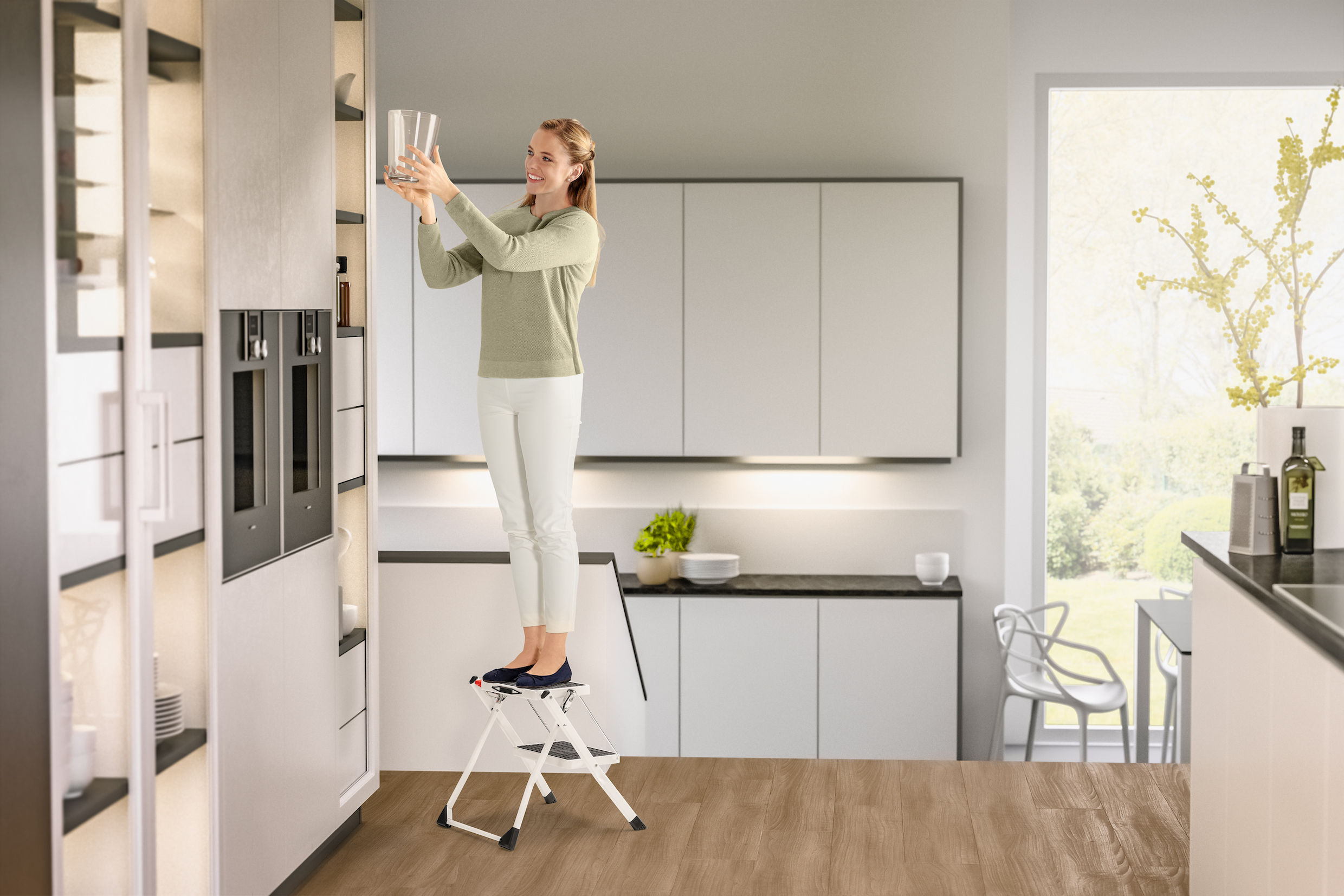 Mini - Stahl-Klapptritt, 2 Stufen, weiß Mini - Stahl-Klapptritt, 2 Stufen, weiß