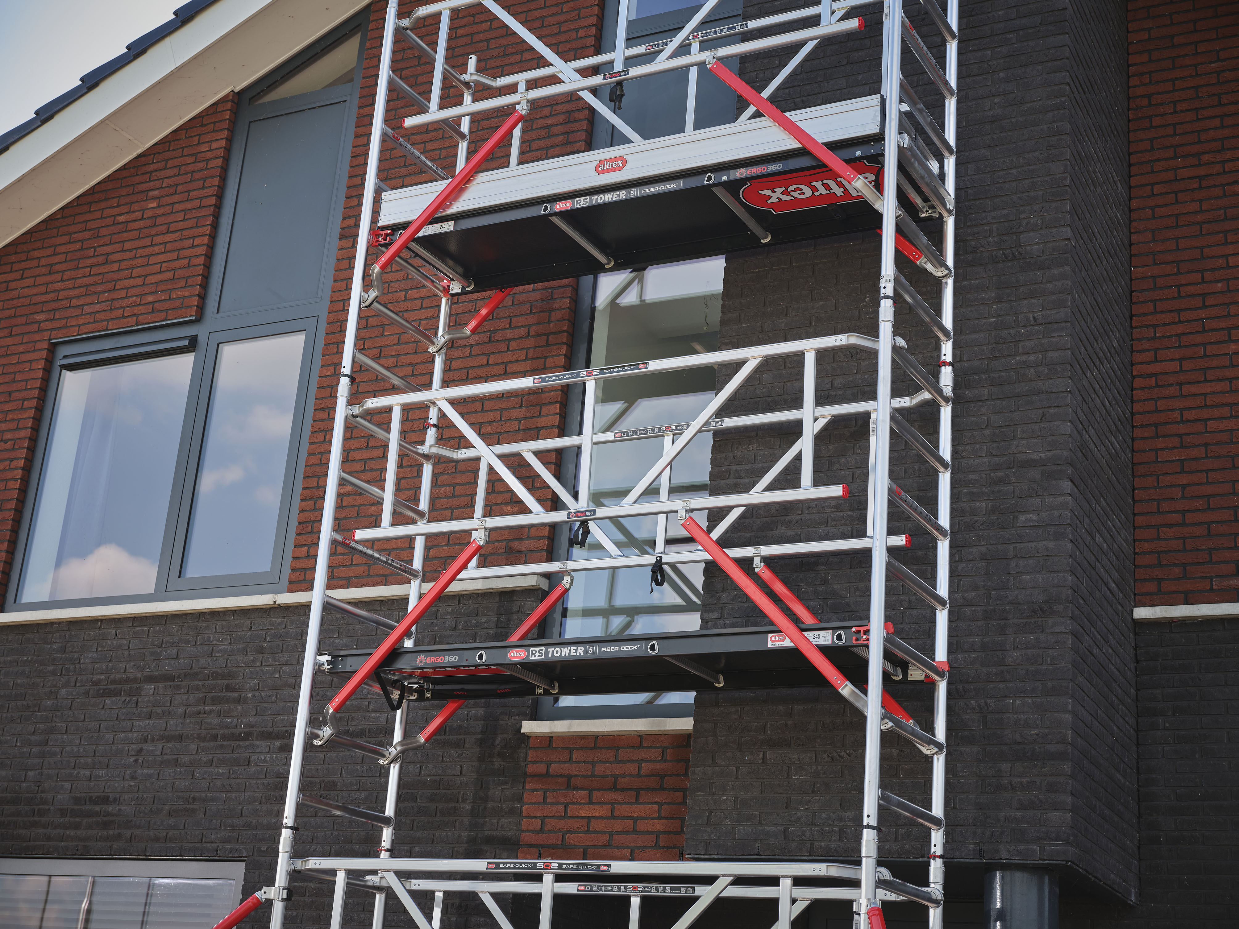 FAHRGERÜST RS TOWER 51 S mit Safe-Quick R2 - schmal 0.75 m Holz Länge 1,85 m Standhöhe 5,20