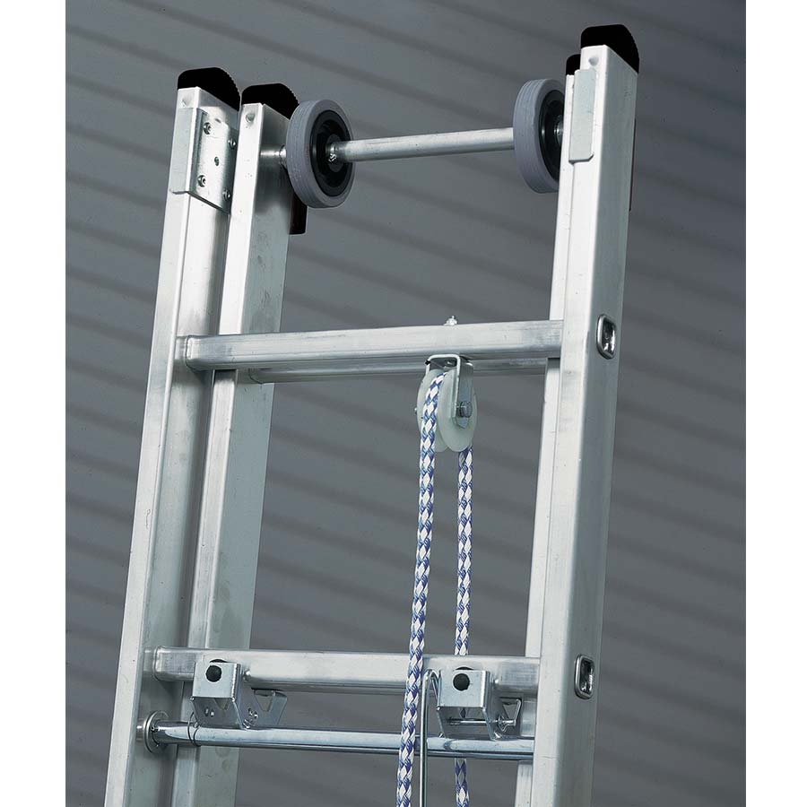 Aluminium-Seilzugleiter 2-teilig mit Standard-Traverse Aluminium-Seilzugleiter 2-teilig mit Standard-Traverse - 2x14 Sprossen