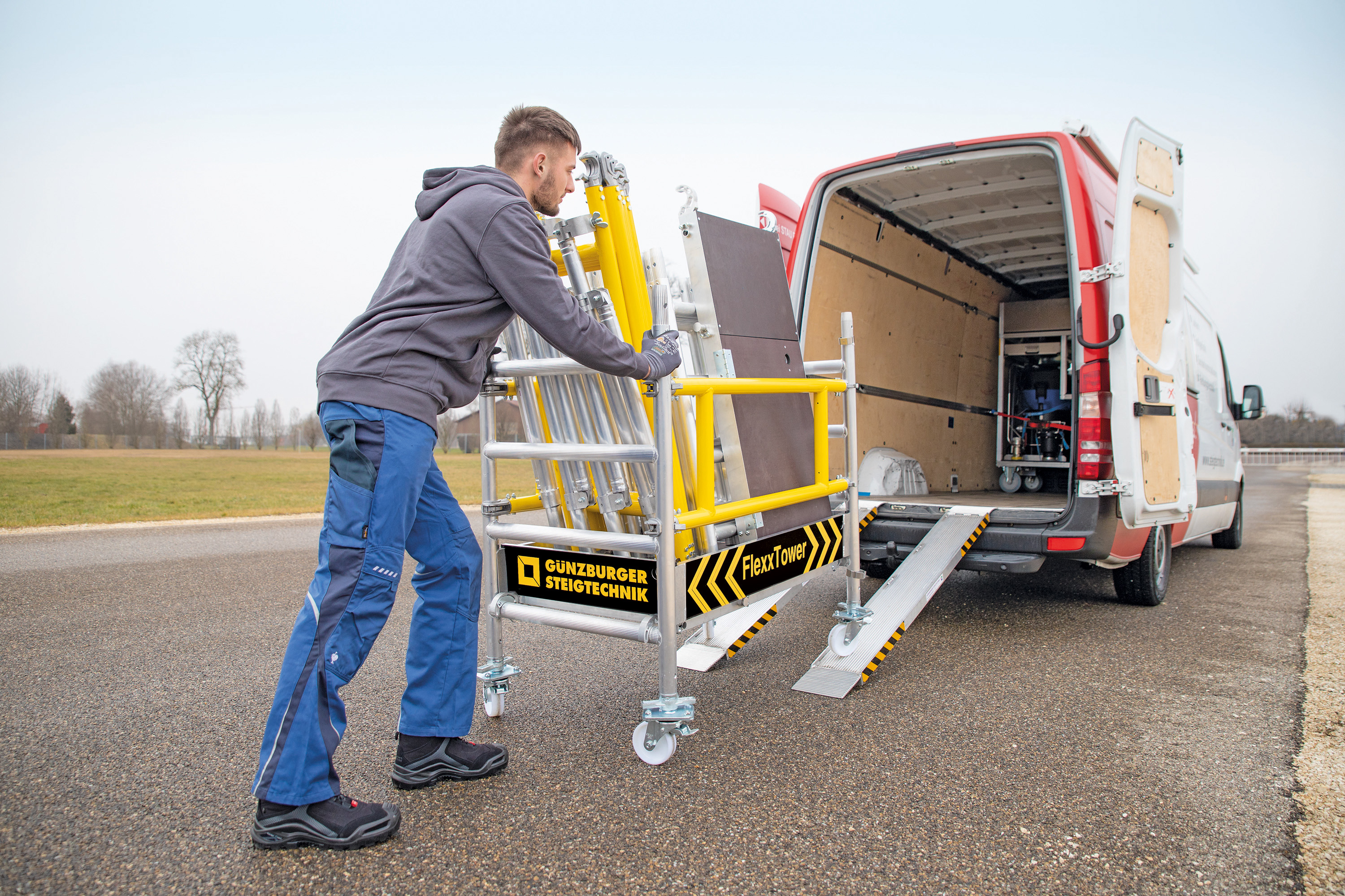 leichter Transport Flexx Tower SG, Standhöhe 2,10 m