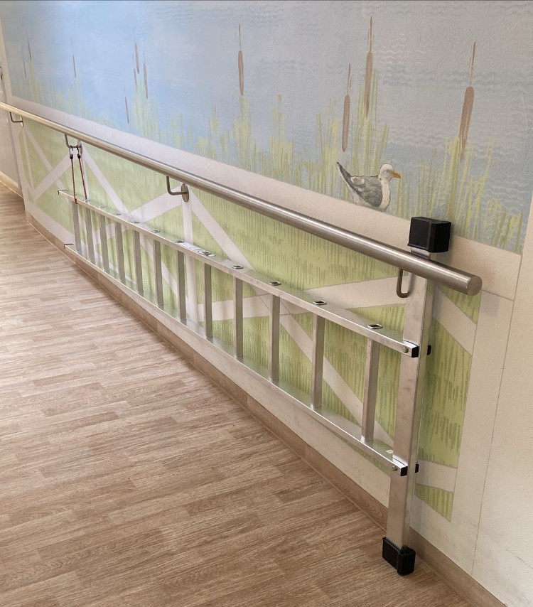 Sprossen-Anlegeleiter, mit Standardtraverse, 12 Sprossen Sprossen-Anlegeleiter, mit Standardtraverse, 12 Sprossen