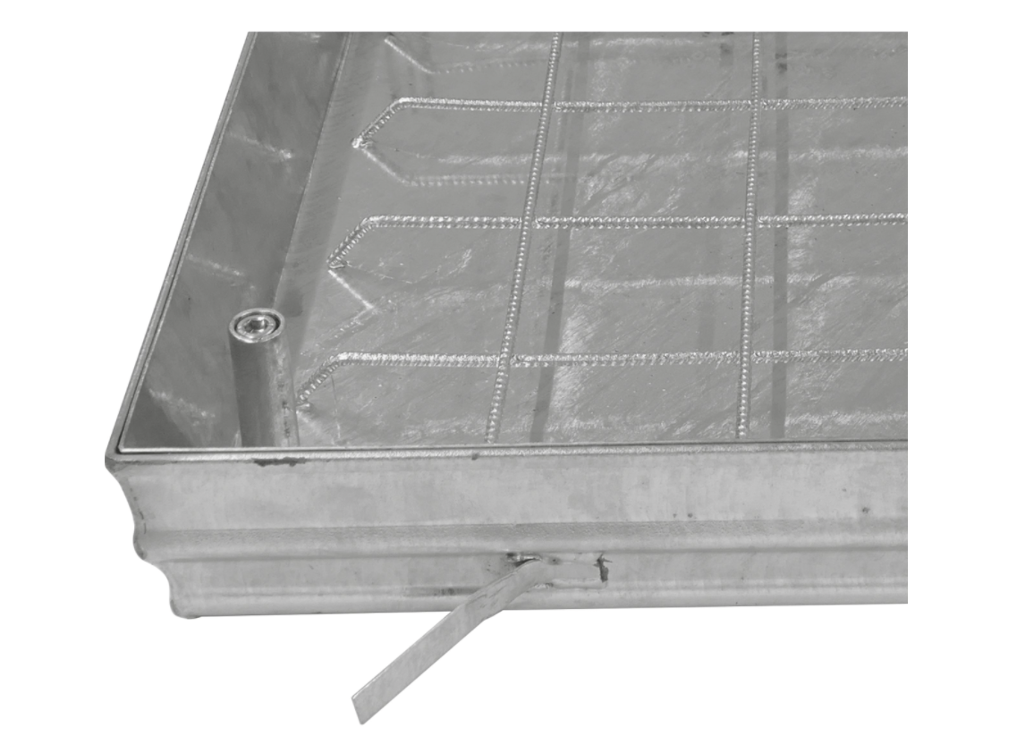 Schachtabdeckung aus Stahl, lichtes Schachtmaß 800 x 600 mm, verzinkt mit Wanne