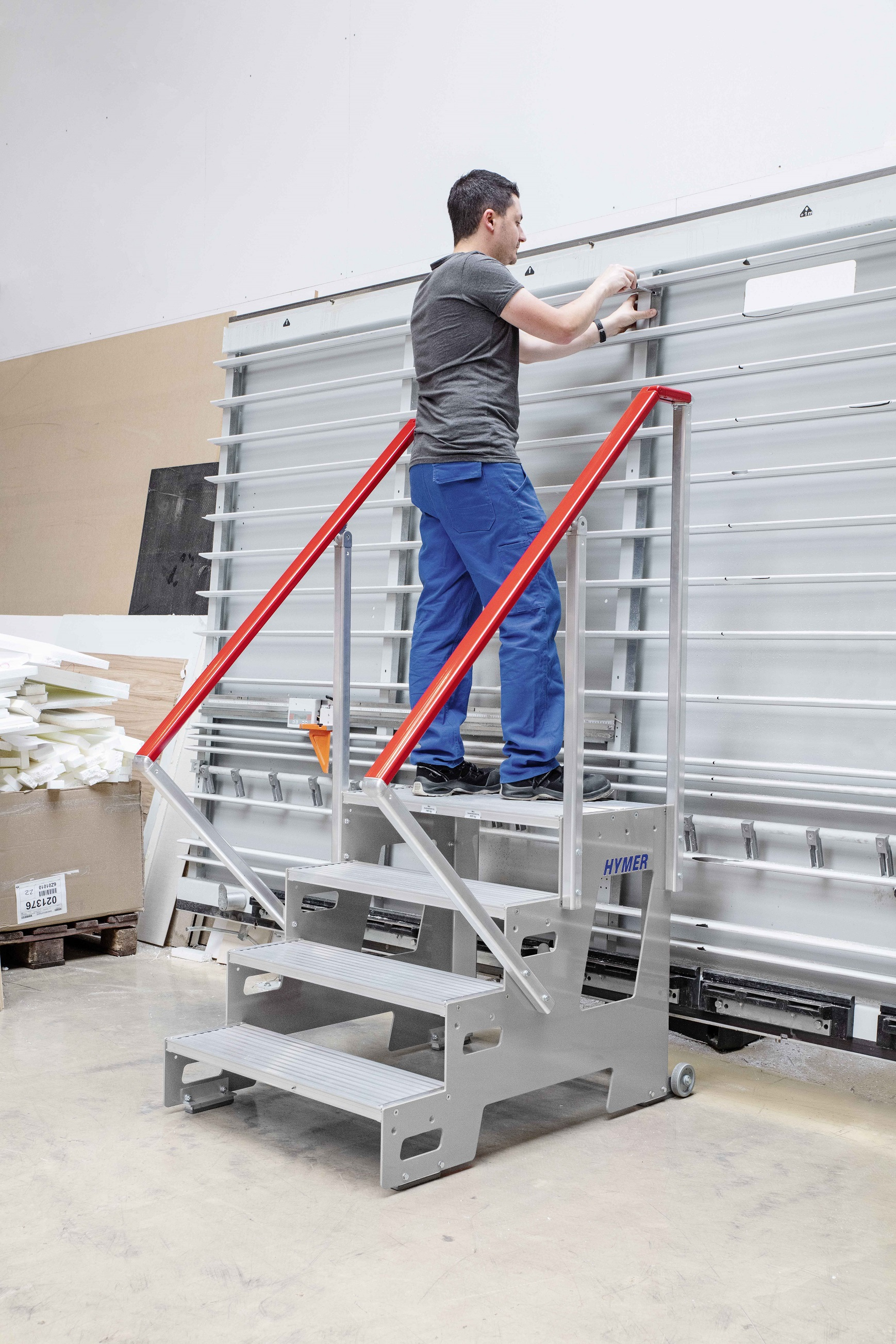 Anwendung Industrietritt nach DIN EN 14183 - 3 Stufen - 600 mm breit