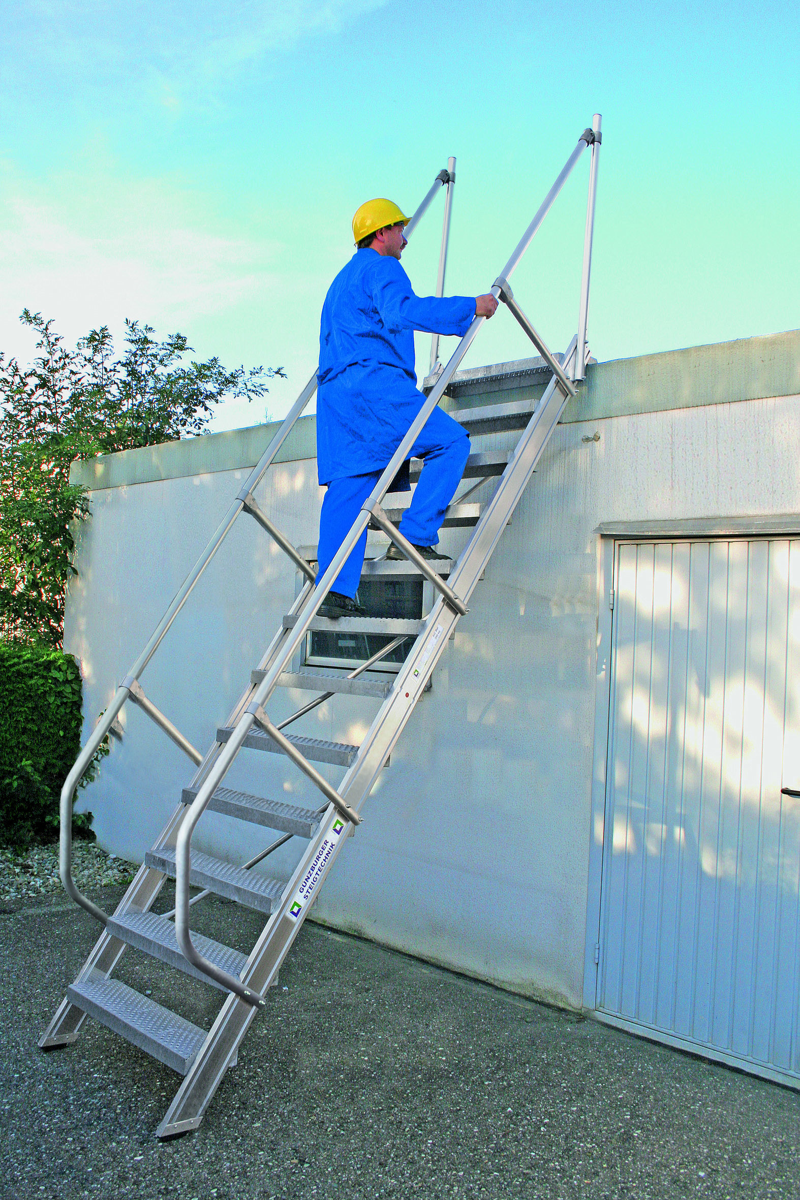 Aluminium-Treppe 60°, Stufenbreite 1000 mm, G-300324X Aluminium-Treppe 60°, Stufenbreite 1000 mm, 5 Stufen