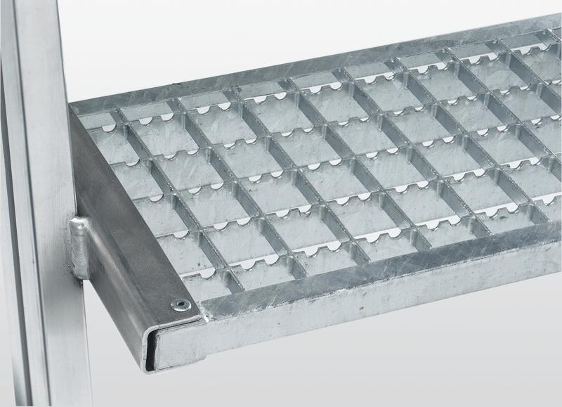 Aluminium-Podestleiter, einseitig begehbar, mit Federrollen, 2 Stufen, Stahl-Gitterrost Aluminium-Podestleiter, einseitig begehbar, mit Federrollen, 2 Stufen, Stahl-Gitterrost