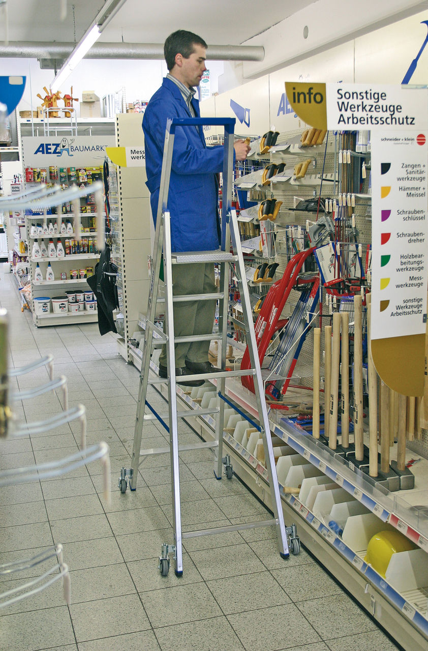 Stabilo Stufen-Stehleiter, fahrbar 8 Stufen Stabilo Stufen-Stehleiter, fahrbar 8 Stufen
