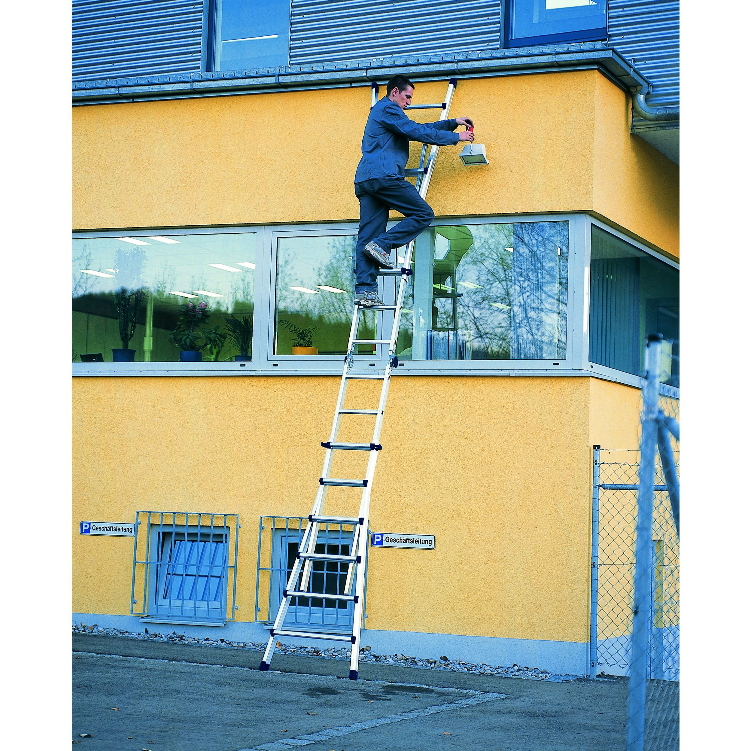 Variomax V, Gebördelte Teleskop-Mehrzweckleiter, 4-teilig Variomax V, Gebördelte Teleskop-Mehrzweckleiter, 4-teilig, 4x3 Sprossen