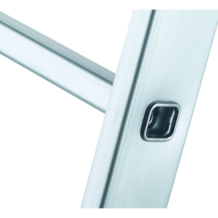 Skyline 3E, Gebördelte Sprossen-Seilzugleiter, 3-teilig, 3x15 Sprossen
