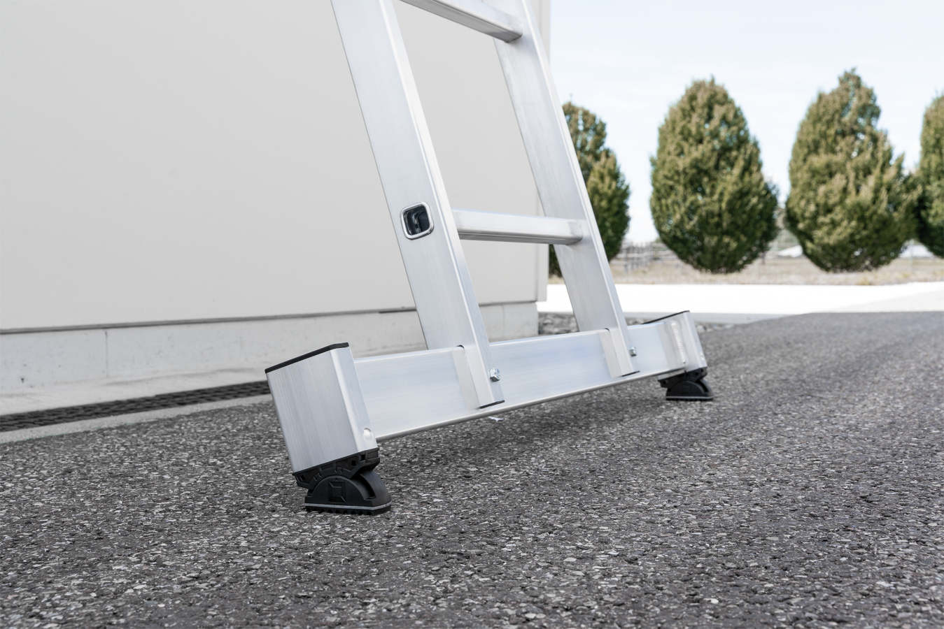 6-stufiges Unterteil für Glasreinigerleiter mit clip-step R13 6-stufiges Unterteil für Glasreinigerleiter mit clip-step R13
