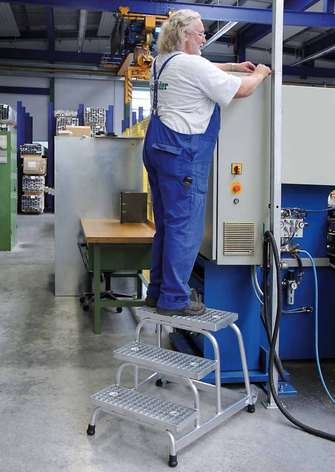 Anwendung Arbeitspodest starr Stahl-Gitterrost mit Rollen, 4 Stufen