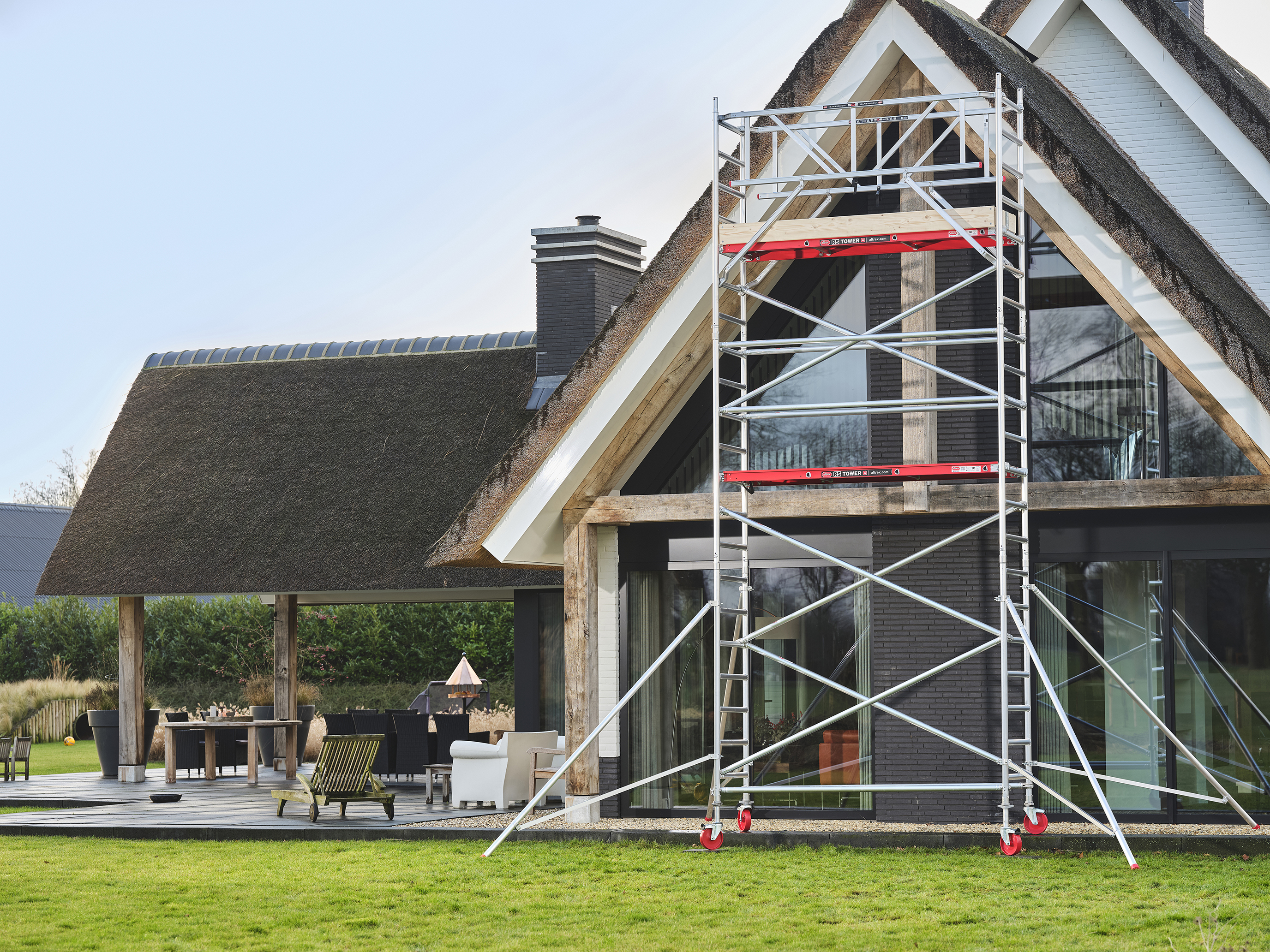 FAHRGERÜST RS Tower 41 schmal - Breit 0,75 m Holz Länge 2,45m Standhöhe 3,20