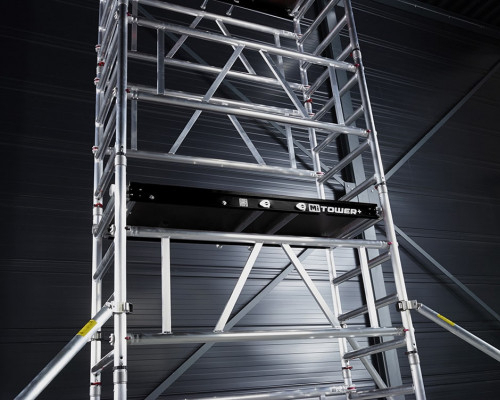 Mitower Plus - Breit 0,75 m Holz Länge 1,65m Mitower Plus - Breit 0,75 m Holz Länge 1,65m Standhohe 2,20m