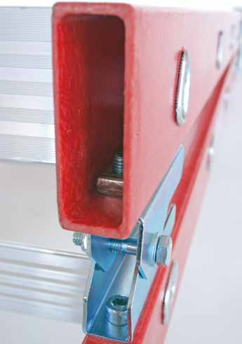Vollkunststoff-Sprossen- Stehleiter Vollkunststoff-Sprossen- Stehleiter 2x4 Sprossen