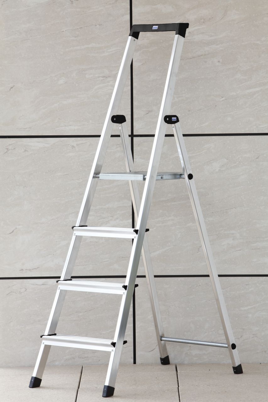 Monto Stufen-Stehleiter Solidy, 3 Stufen Monto Stufen-Stehleiter Solidy, 3 Stufen